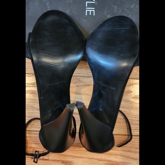 Sexy KENDALL + KYLIE "Emilee" Suede Ankle Strap Heels Sz 7M - Picture 7 of 8